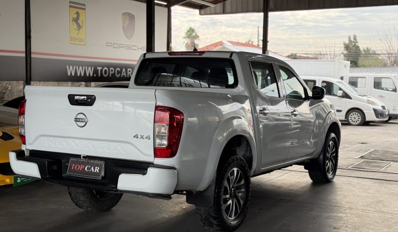 
								Nissan Navara 4WD año 2024 lleno									