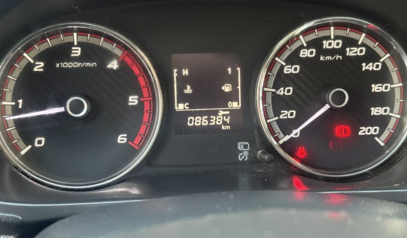 Mitsubishi L200 Katana — foto 15 de 15