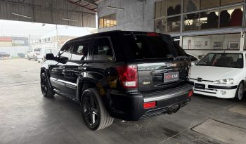 
										Jeep Grand Cherokee ST8 año 2009 lleno									