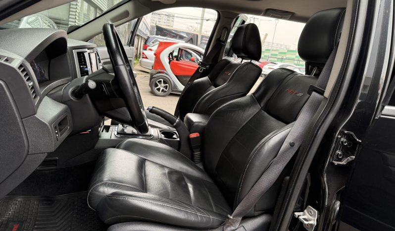 
								Jeep Grand Cherokee ST8 año 2009 lleno									