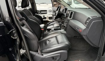 
										Jeep Grand Cherokee ST8 año 2009 lleno									