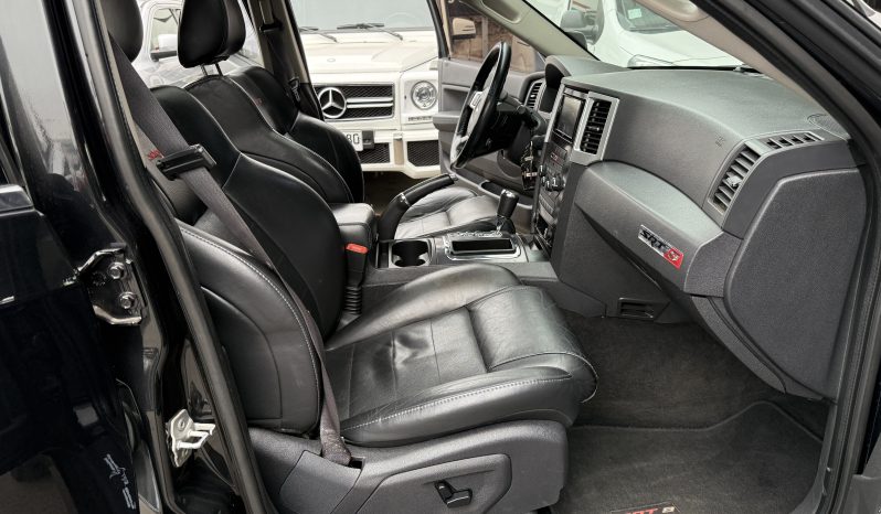 
								Jeep Grand Cherokee ST8 año 2009 lleno									