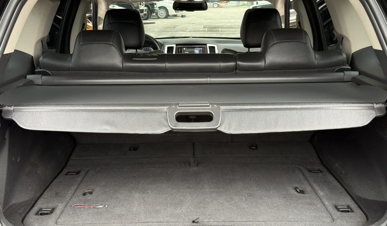 
								Jeep Grand Cherokee ST8 año 2009 lleno									
