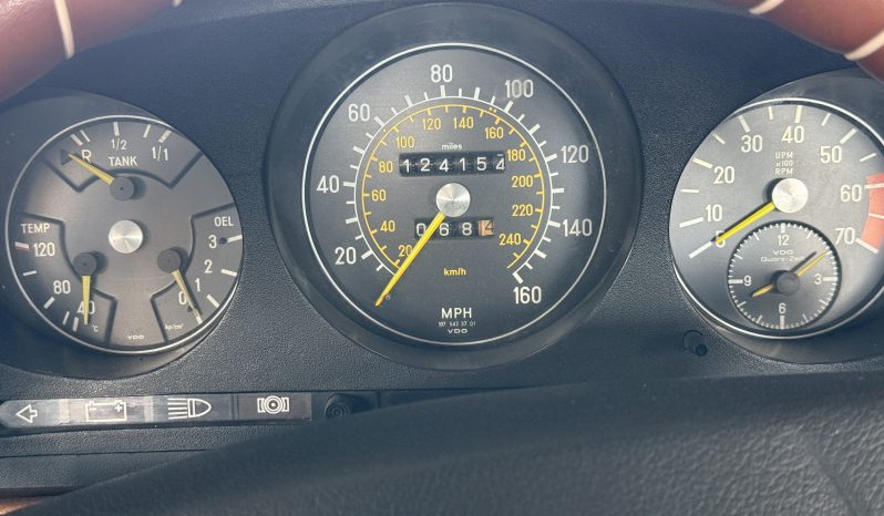 
								Mercedes Benz 450 SL 1974 Cabrio lleno									