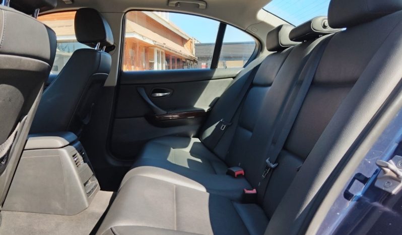 BMW 320I — foto 10 de 13